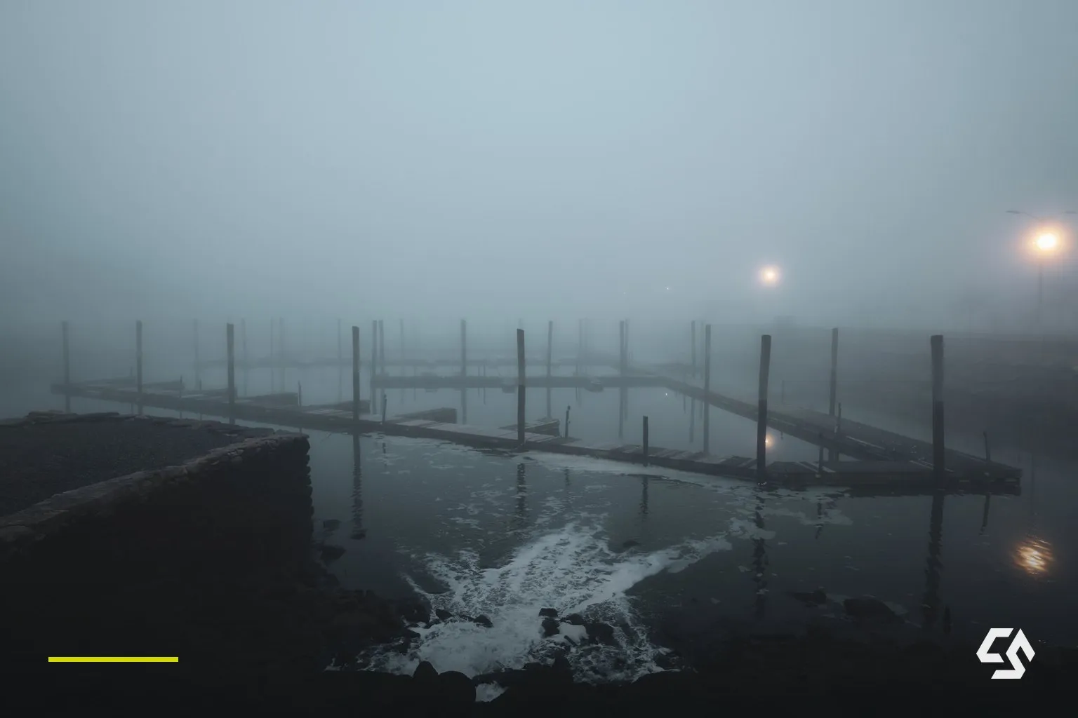 Ein ruhiger Hafen mit Poller und Mole bei stillem Wasser, als sicher verwahrte Kopie.
